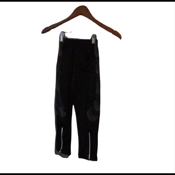 Boy’s pre worn good condition CB size 4T athletic joggers black reflective zip - Picture 6 of 12